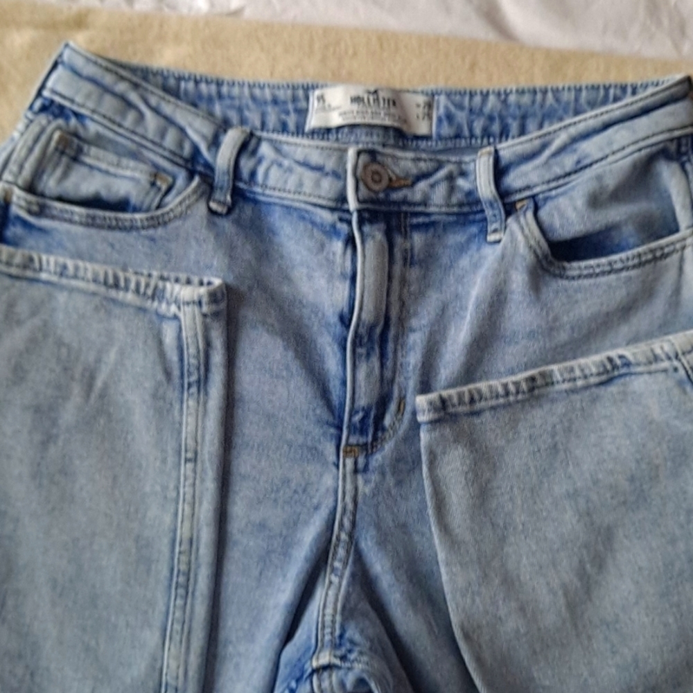 Hollister jeans